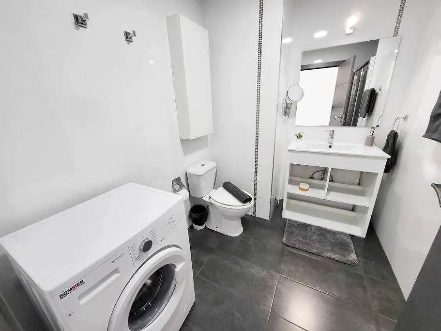 Opera Beach House Ac Wifi Fuengirola